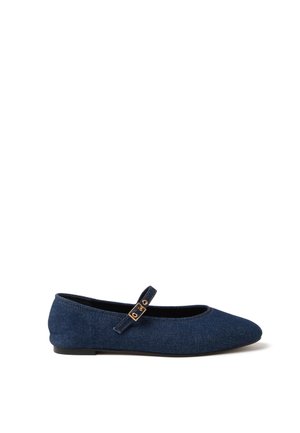 FLATS WITH ADJUSTABLE STRAP - Bailarinas con hebilla - denim blue