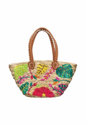 Tkaná slaměná taška s hnědými koženými rukojetmi, zdobená barevnými vyšívanými tropickými listy a květinami.