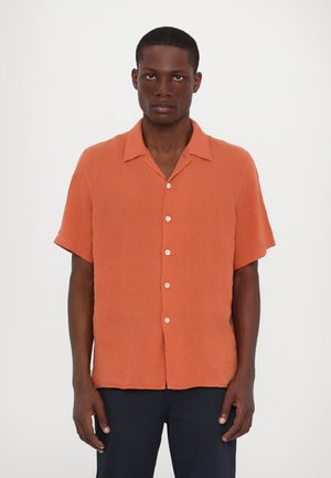 CASUAL FIT SHIRT - Button down-skjorte - orange