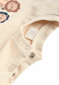 Thumbnail Image 14