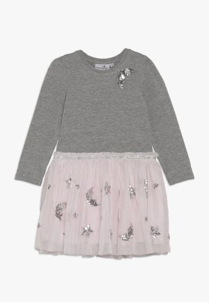 Abito grigio a maniche lunghe per ragazze con gonna in tulle rosa, decorato con lune e stelle di paillettes argento, e una luna di paillettes sul petto.