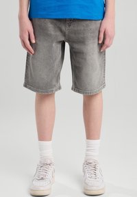America Today NATE - Farkkushortsit - light grey