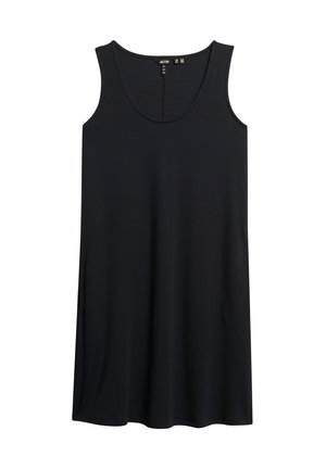 Vestido negro sin mangas fabricado en tejido suave, con escote redondo, un corte relajado y un dobladillo a la altura de la rodilla, con una textura suave y líneas limpias.