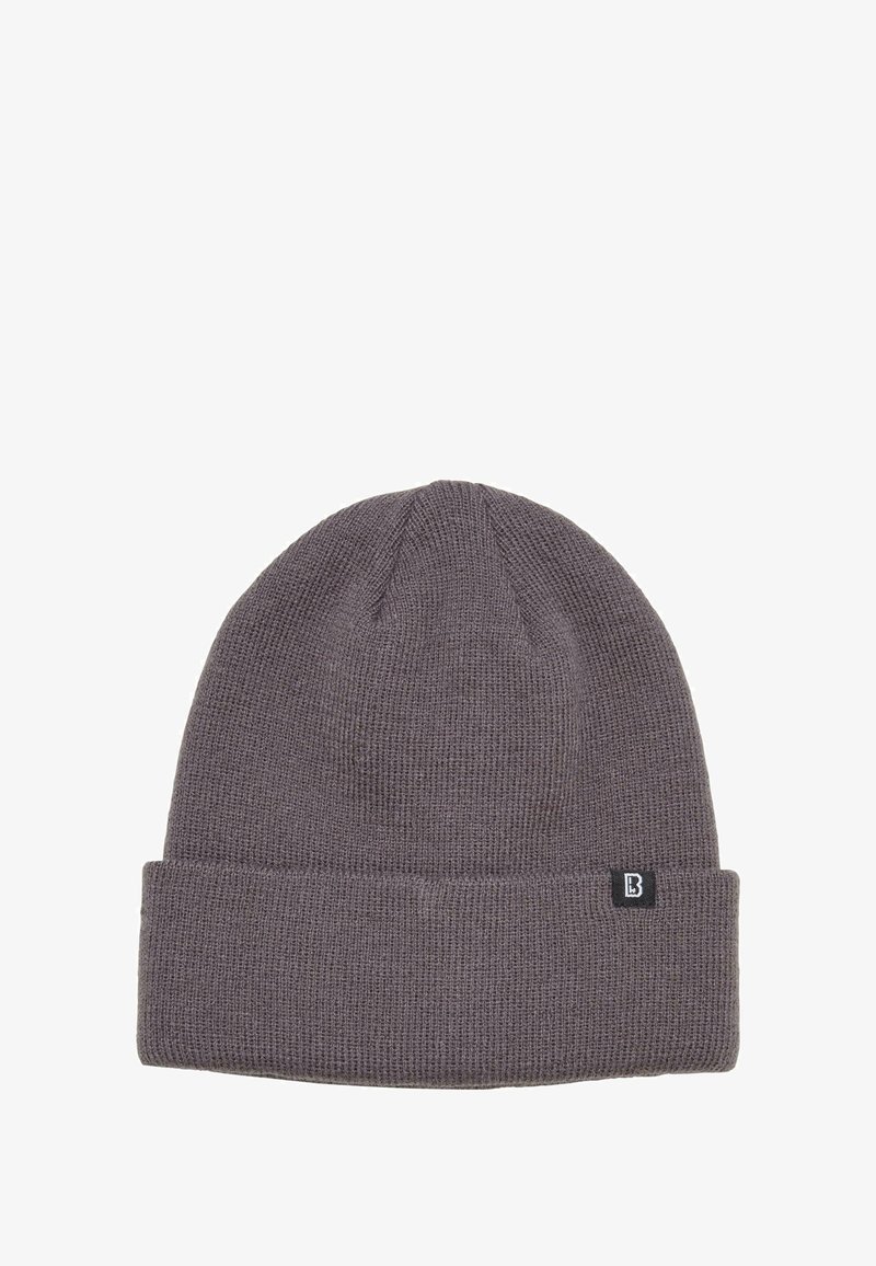 Căciulă gri tricotată cu manșetă pliată, din material moale. Prezintă o etichetă neagră mică cu litera albă „B” pe lateral.
