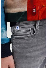 WE Fashion BLUE RIDGE - Vaqueros pitillo - grey