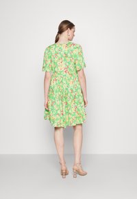 YAS YASURIA DRESS - Φόρεμα ημέρας - poison green