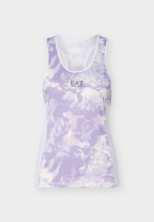 Lilla og hvit abstrakt mønstret ermeløs atletisk tanktopp med racer-rygg og "EA7 Emporio Armani" logo midt foran.