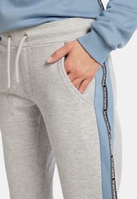 Bruno Banani Trainingsbroek - grau   melange