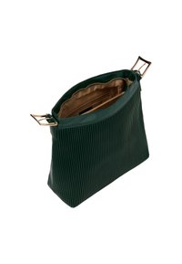 Grøn plisseret lædertaske med guldlås, rummelig indvendig og lynlås lukning. Har et tekstureret design og glat foer.