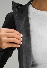 lululemon CROSS CHILL  - Trainingsvest - black