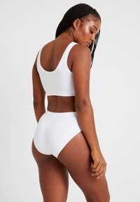 Hanro TOUCH FEELINGS - Slip - white