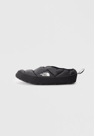 NSE TENT IV - Chaussons - black