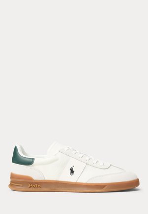 Polo Ralph Lauren HERITAGE AERA SUEDE PANELED SNEAKER UNISEX - Trainers - bianco/college green