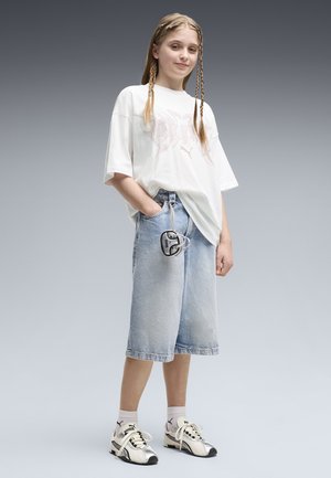 Puma, MIDNIGHT SHADOW OVERSIZED GRAPHIC T-SHIRT - Pitkähihainen paita - white