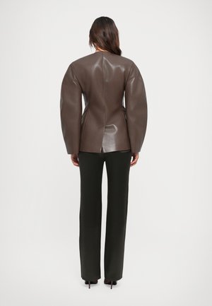 Uvrstitev 13: Nanushka - ERINA OUTERWEAR - Jakna iz umetnega usnja