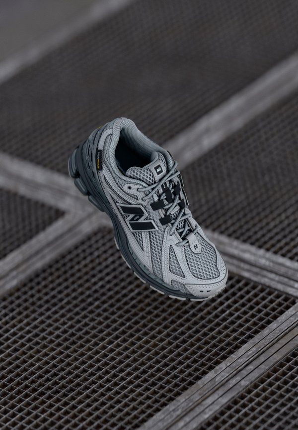 U1906 UNISEX - Trainers - raincloud