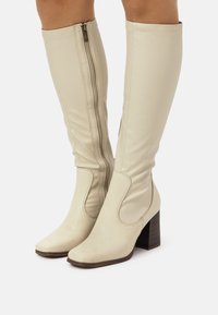 mtng Botas de tacón - offwhite