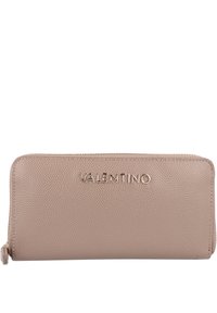 Valentino piniginė, tekstūruota smėlio spalvos oda, užtrauktuko uždarymas, iškilmingas logotipas auksinės spalvos. Stačiakampio formos su suapvalintais kraštais, minimalizmo stilius.