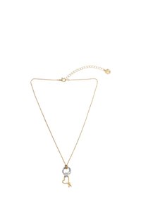 Gouden ketting met een zilveren ring en een gouden harthanger met een knoopdetail, die een combinatie van metalen en een delicate ontwerpelementen laat zien.