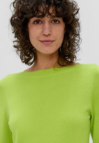 s.Oliver Strickpullover - grün