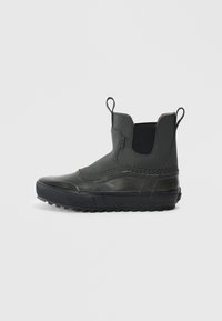 Valitud, black