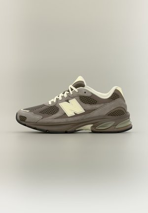 New Balance, U2010 UNISEX - Маратонки - brown/beige
