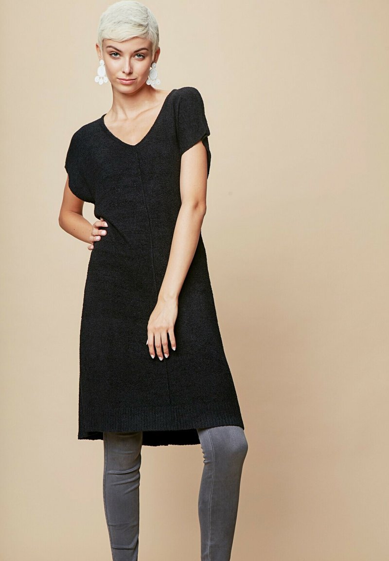 touch me. FROM EAST WITH LOVE - Stickad klänning - black/svart - Zalando.se