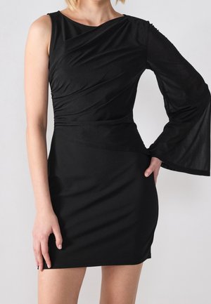 Koktejlové šaty / šaty na párty - black