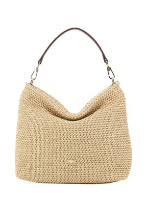 Beige gewebte Handtasche mit einem einzelnen dunkelbraunen Schulterriemen, der mit Metallverschlüssen befestigt ist, und einem kleinen metallischen Logo auf der Vorderseite.