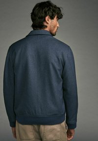 Next TEXTURED REGULAR FIT - Jachetă subțire - blue navy