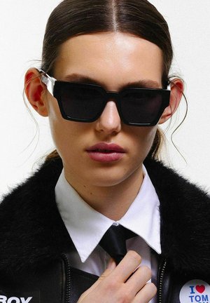 WEAR - Zonnebril - black white