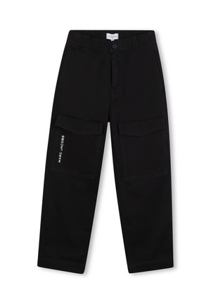 Pantaloni cargo neri realizzati in tessuto intrecciato, con due ampie tasche laterali, un elastico in vita e il logo bianco "Marc Jacobs" sul davanti.