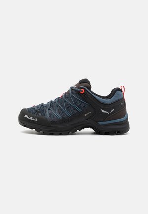 MOUNTAIN TRAINER LITE GORE TEX - Outdoorschoenen - java blue/black