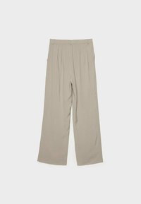 Pantalon beige clair à jambes larges avec plis sur le devant, confectionné dans un tissu lisse. Il comprend des poches latérales et une coupe décontractée.