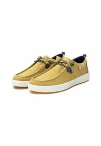 XTI Zapatos con cordones - yellow