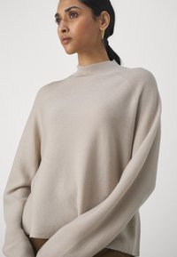 DRYKORN LOTIAMI - Pulóver - brown