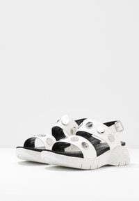 Tamaris Platform sandals - white