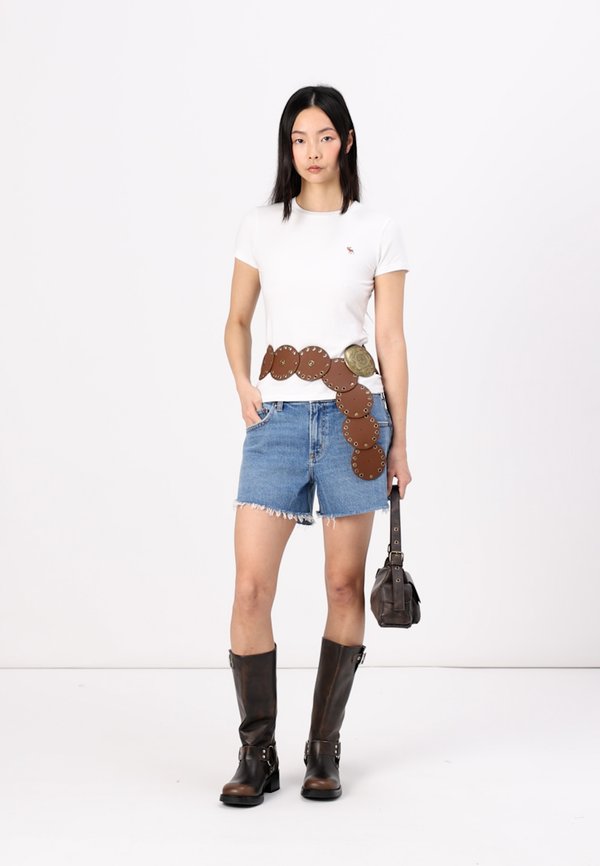 Mid Rise A-Line Short - Denim shorts - medium fray4