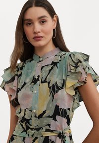 Lauren Ralph Lauren Petite ISELDA POLY CRINKLE DRESS - Košilové šaty - black/pink/green