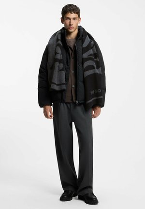 HUGO, MARTYN_40*180 UNISEX - Schal - black three