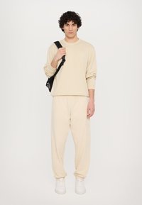 EA7 Emporio Armani - UNISEX - Sweatshirt - almond milk Thumbnail Image 1