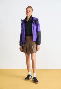 The North Face SHERU  - Casaco para exterior - peak purple/black