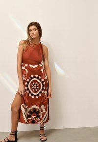 Next REGULAR FIT - Robe de jour - rust red