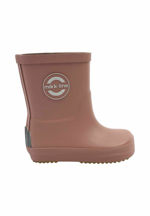 Pinkfarbener Gummiregenstiefel mit glatter Oberfläche, rundem Logo an der Seite, strukturiertem Absatz und kontrastierendem grauem Fersendetail.