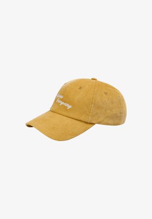 Gorra de pana amarilla con una corona redondeada y un visor curvado. Presenta el texto bordado "Compañía" en la parte frontal. Diseño de seis paneles.