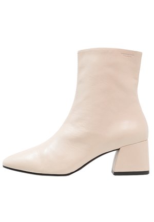 Korte laarzen - off-white