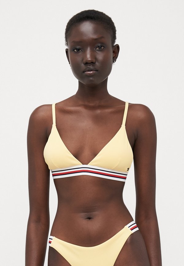GLOBAL STRIPE TRIANGLE - Bikini top - citronella
