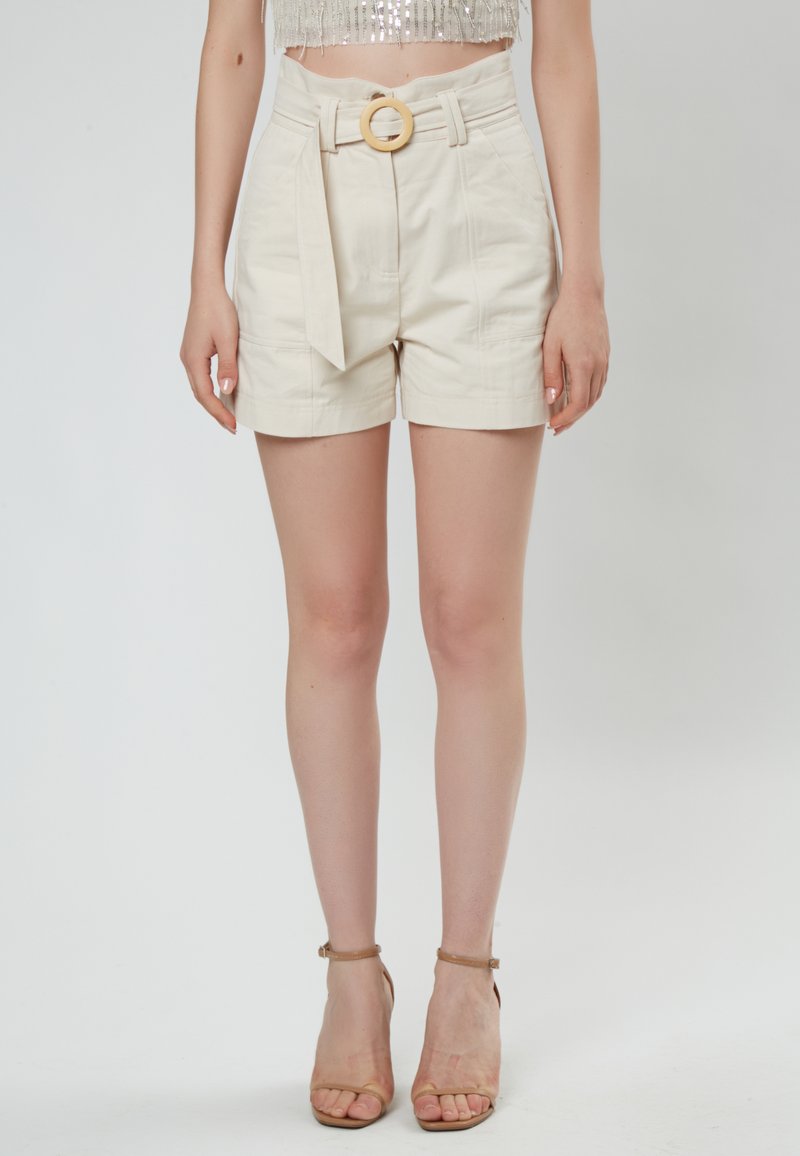 INFLUENCER - Shorts - beige, Vergroten