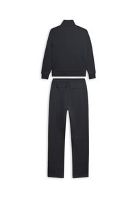 Chándal negro de jogging hecho de tela suave y elástica. Cuenta con un cuello con cremallera, mangas con puños y una cinturilla elástica con cordón ajustable.