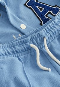 Next LETTERMAN SET  - REGULAR FIT - Træningssæt - light blue